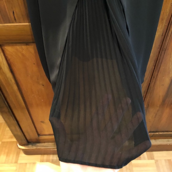 Absolutely STUNNING zara top - Picture 3 of 4